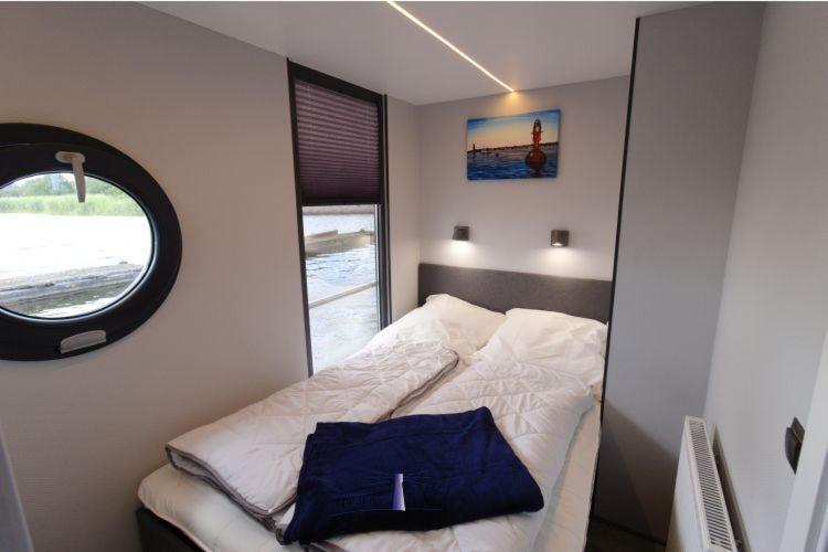 Hausboot Fjord Aries Mit Dachterrasse In Schleswig Hotel Bagian luar foto